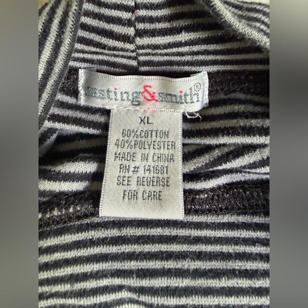 Vintage Black and White Striped Mock Neck Sweater Whimsigoth Wednesday Adams - Picture 3 of 3